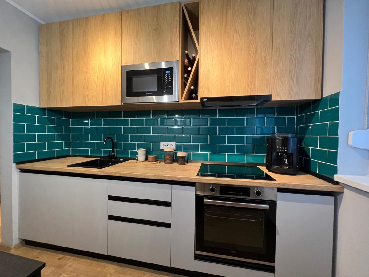 Riverside Jungle Green Apartment 오라데아 외부 사진